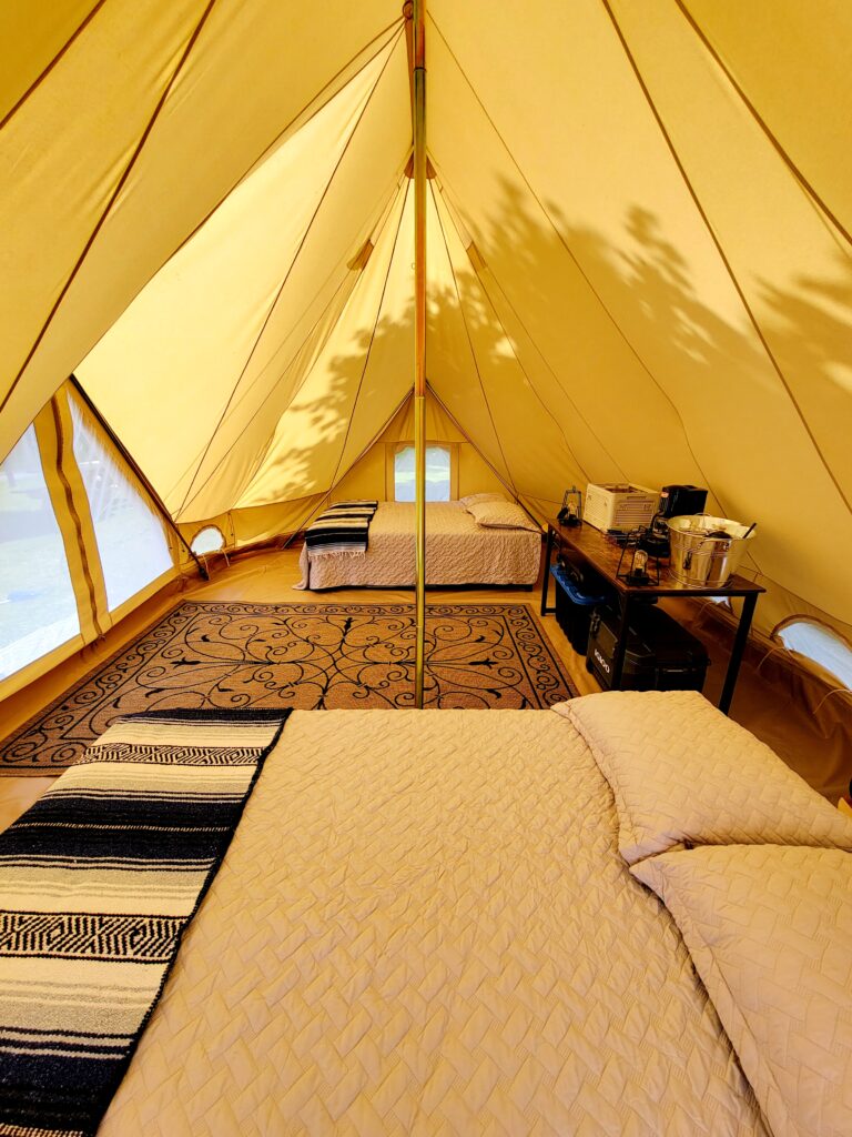 AQC Prince Edward County Escape 🌊 - Weekend Accommodations